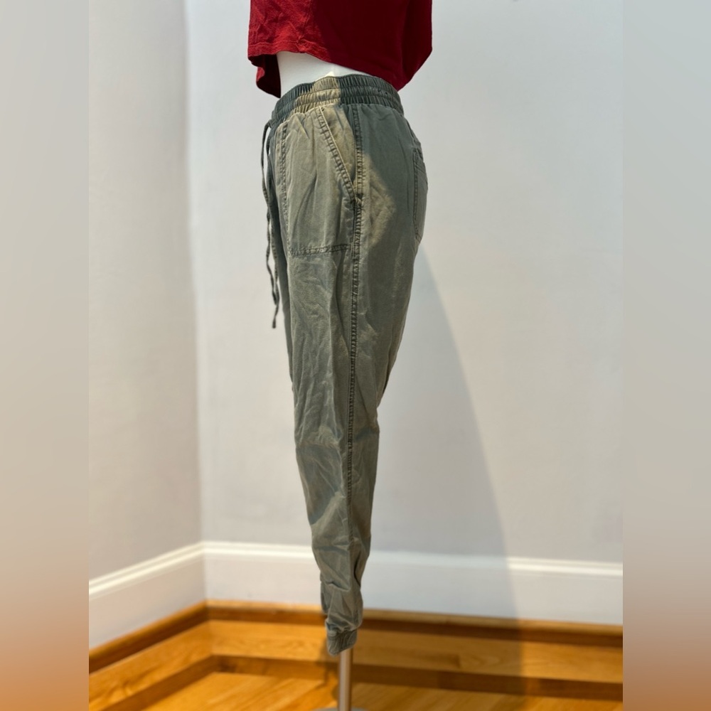 Pants - Picture 2 of 5